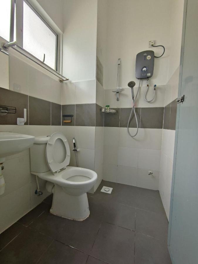 Fzhomestays In